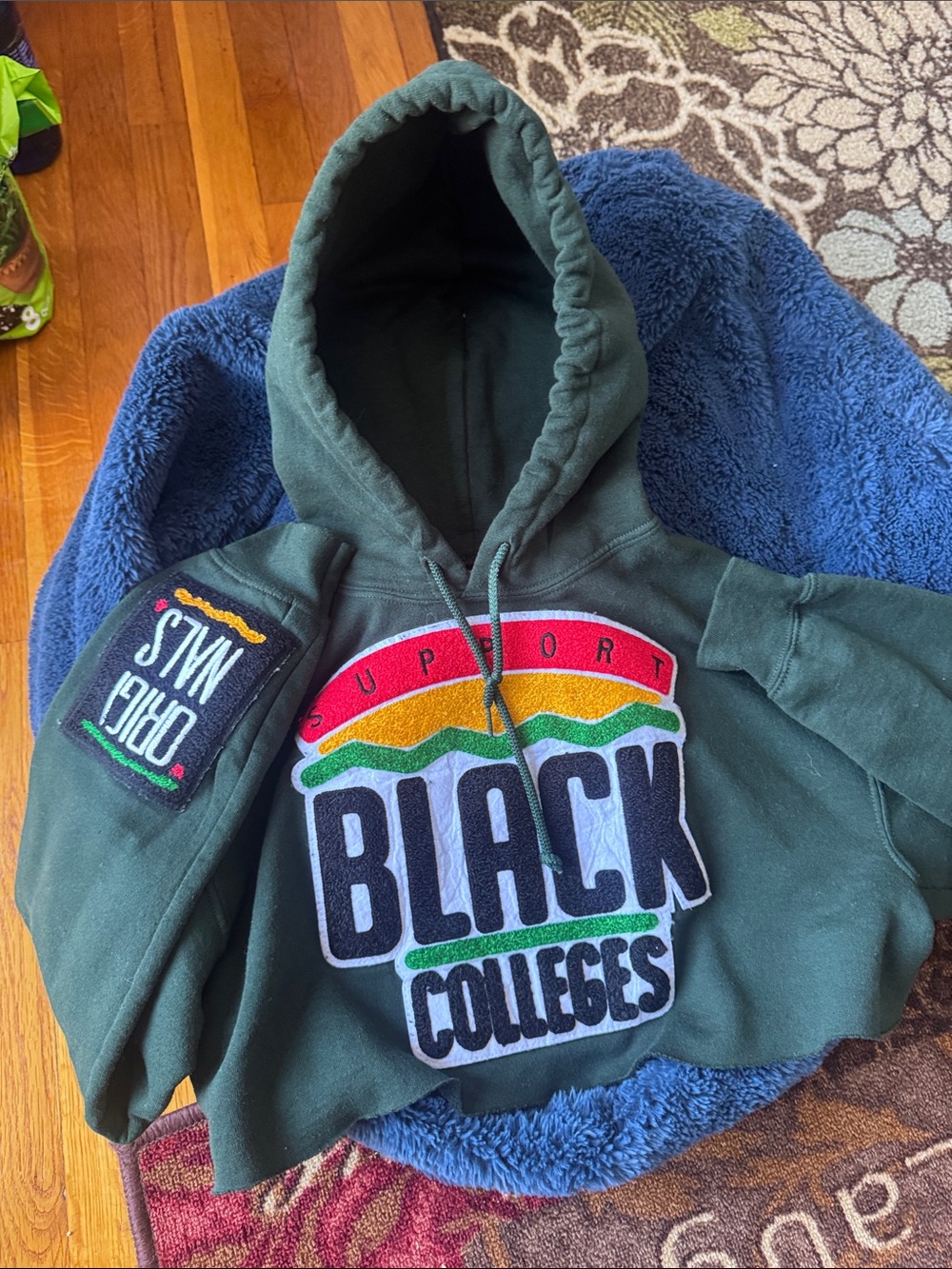 Green SBC Green Chenille Patch Classic Hoodie Cropped Unisex Small